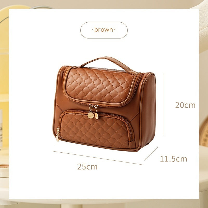 Fashionable Waterproof Cosmetic Bag