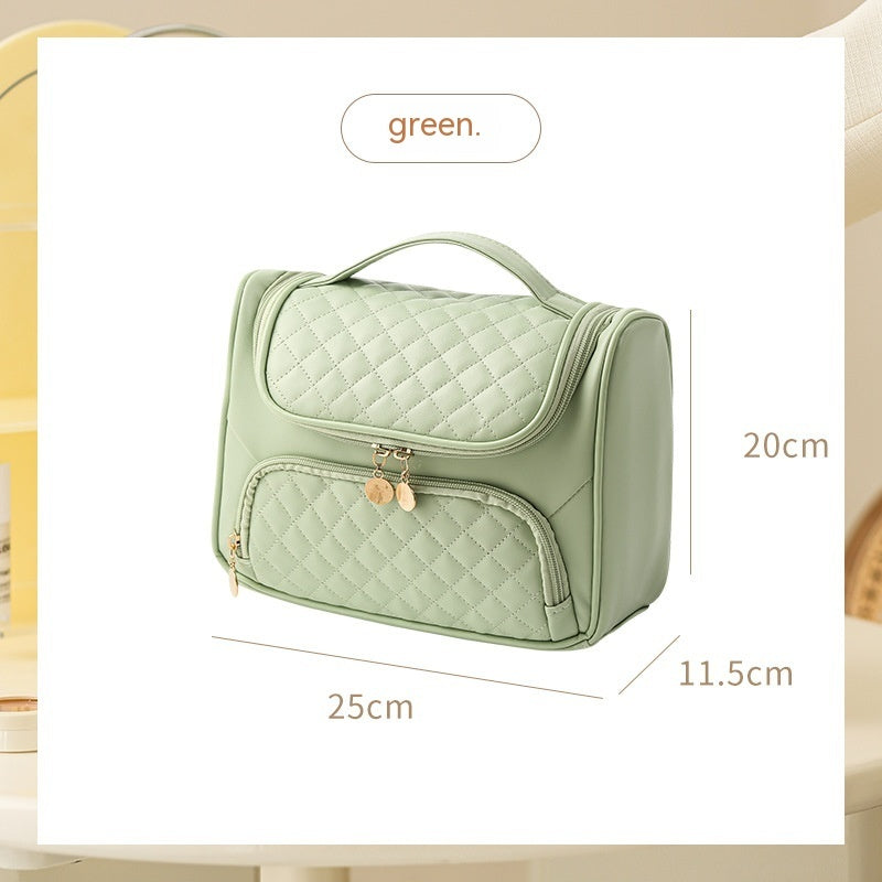 Fashionable Waterproof Cosmetic Bag